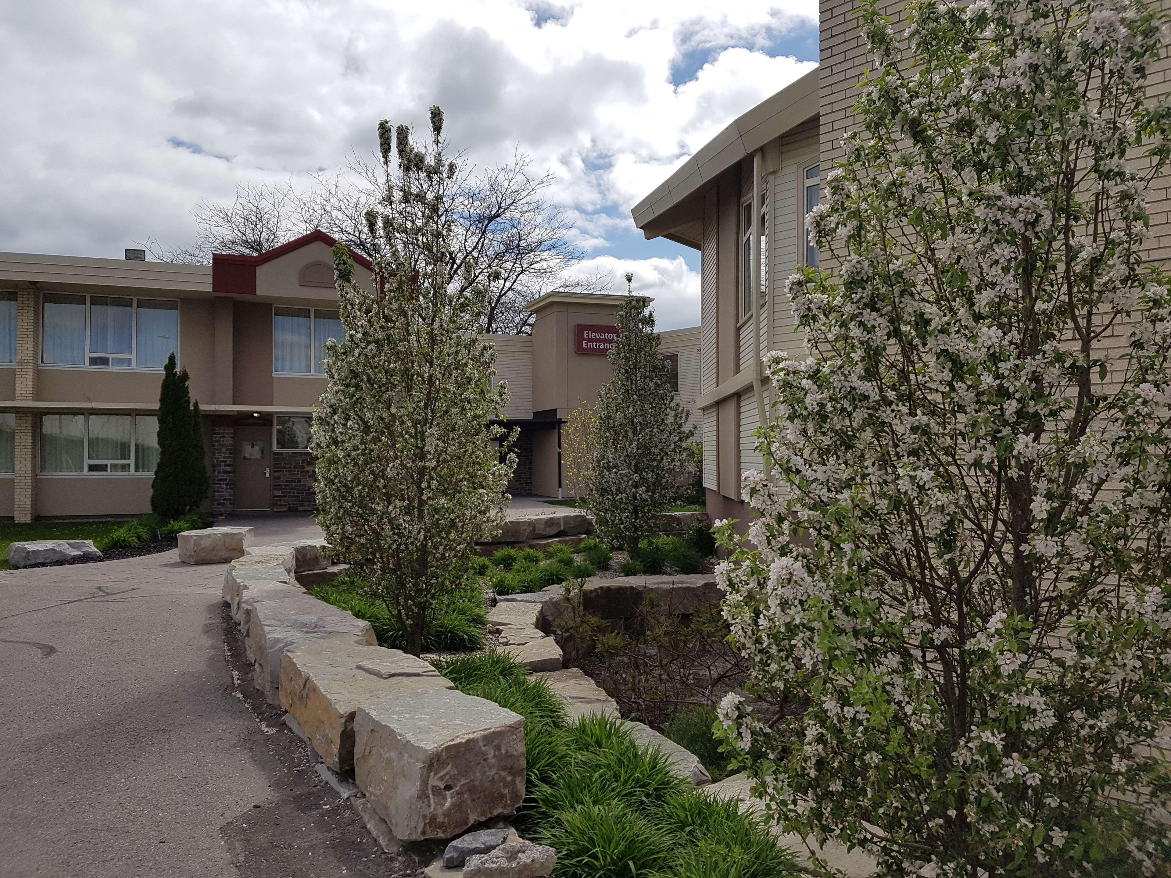 Best Western Plus Durham Hotel & Conference Centre Oshawa Eksteriør billede