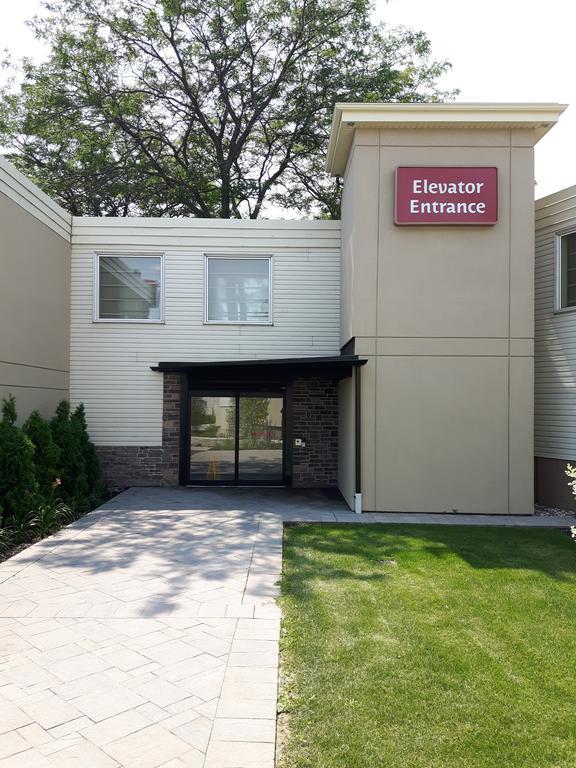 Best Western Plus Durham Hotel & Conference Centre Oshawa Eksteriør billede