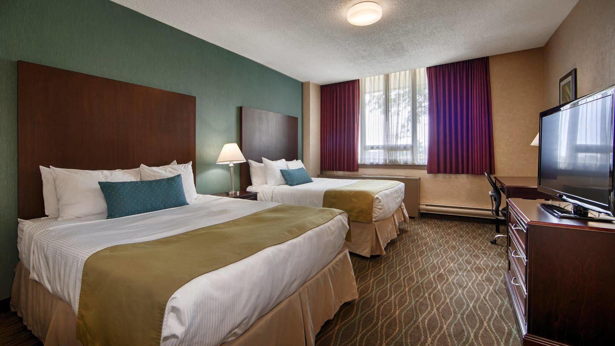 Best Western Plus Durham Hotel & Conference Centre Oshawa Eksteriør billede