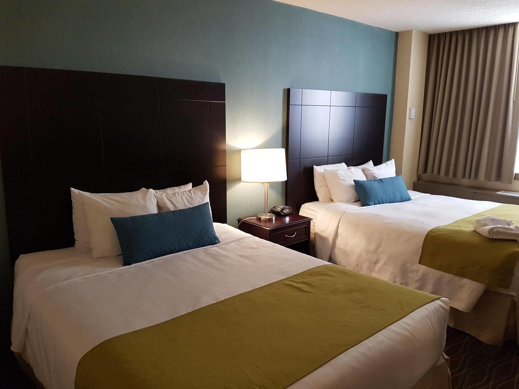 Best Western Plus Durham Hotel & Conference Centre Oshawa Eksteriør billede